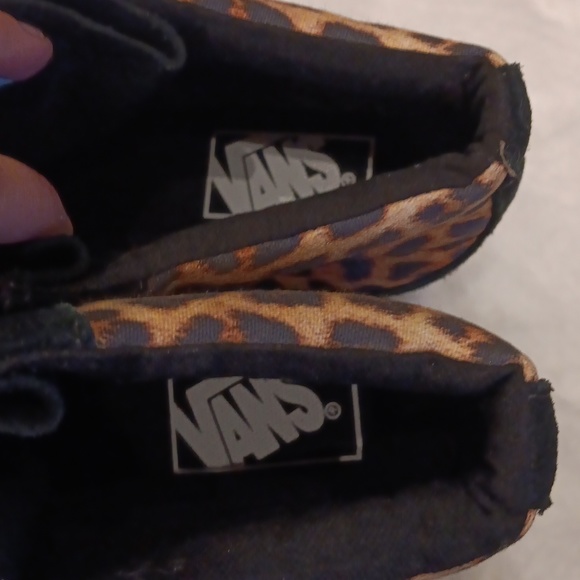 Rare perfect condition Vans Leopard Print with a hidden heal - Picture 4 of 5